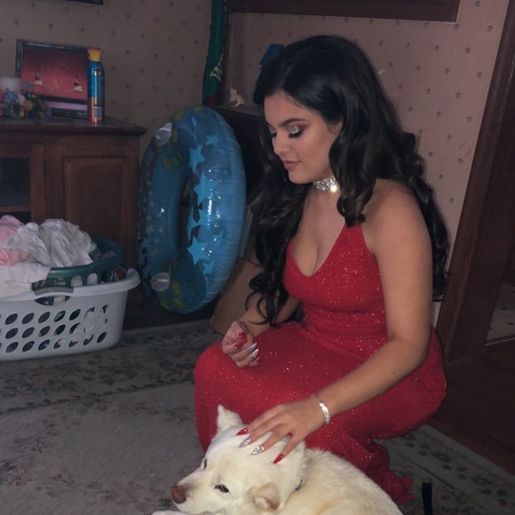 Prom dress - Picture 2 of 5